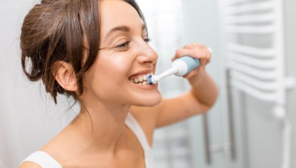 HYGIÈNE BUCCO-DENTAIRE : LES BONS RÉFLEXES